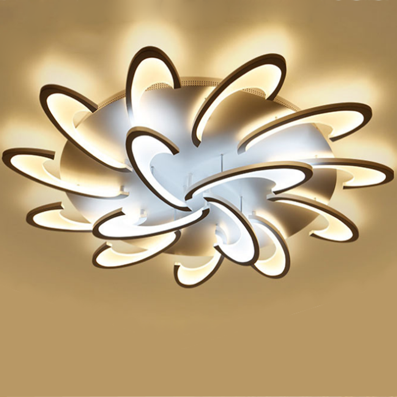 Đèn ốp trần led cánh khuyết độc đáo