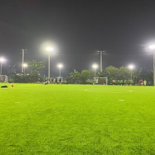 Đèn Pha LED Mắt Vuông 200W - Ứng dụng chiếu sáng sân bóng